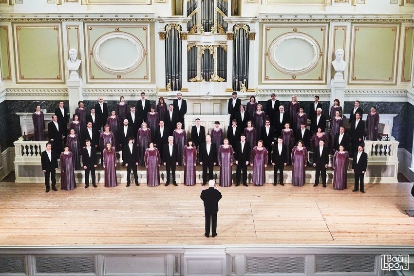 Хоровая симфония — действо Валерия Гаврилина «Перезвоны»