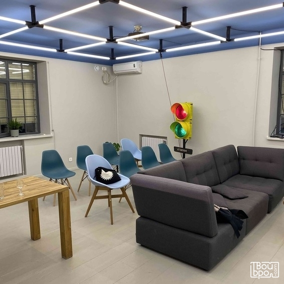 «Ассистентка»