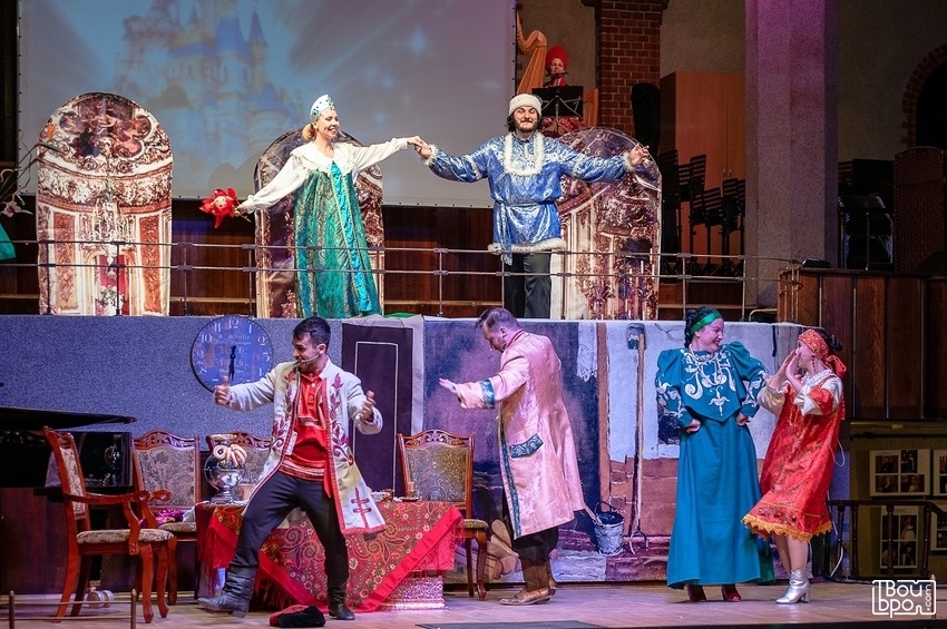 «Аленький цветочек»