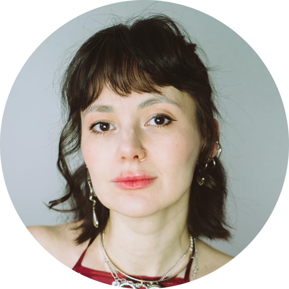 Екатерина Аксартова, диджей, резидент DecaDance, креативный директор и маркетолог кафе Branch &amp; Bowl