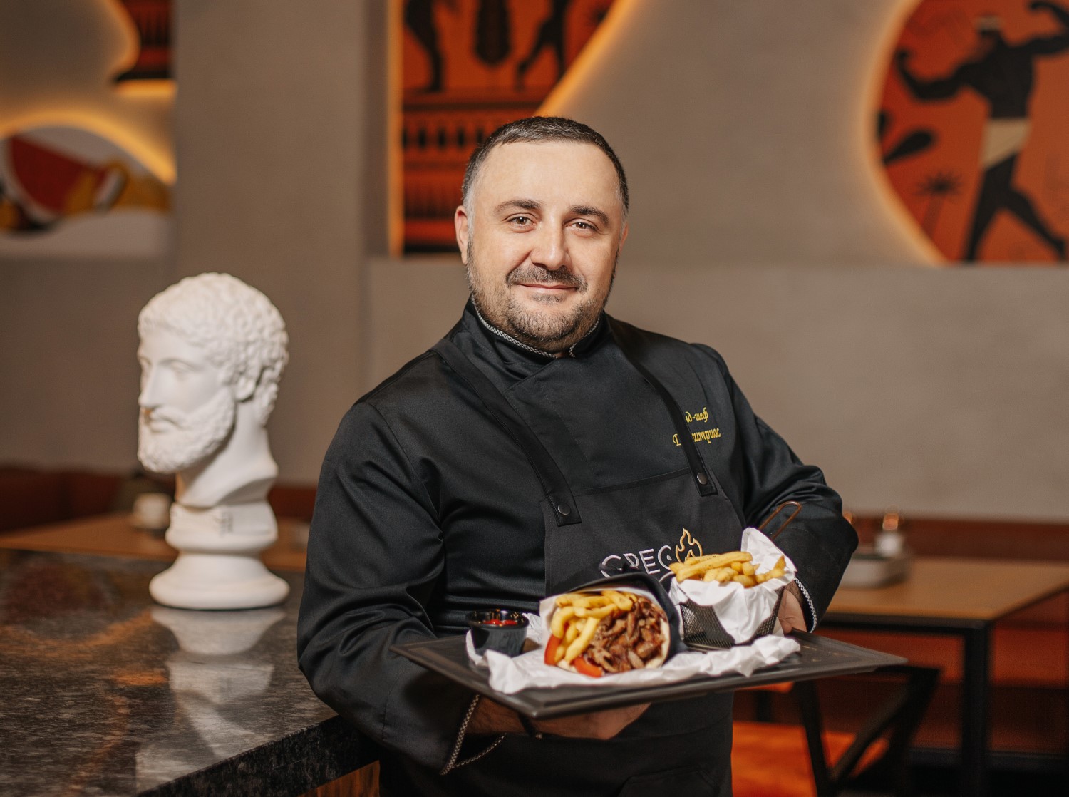 В центре Калининграда открылся новый греческий ресторан