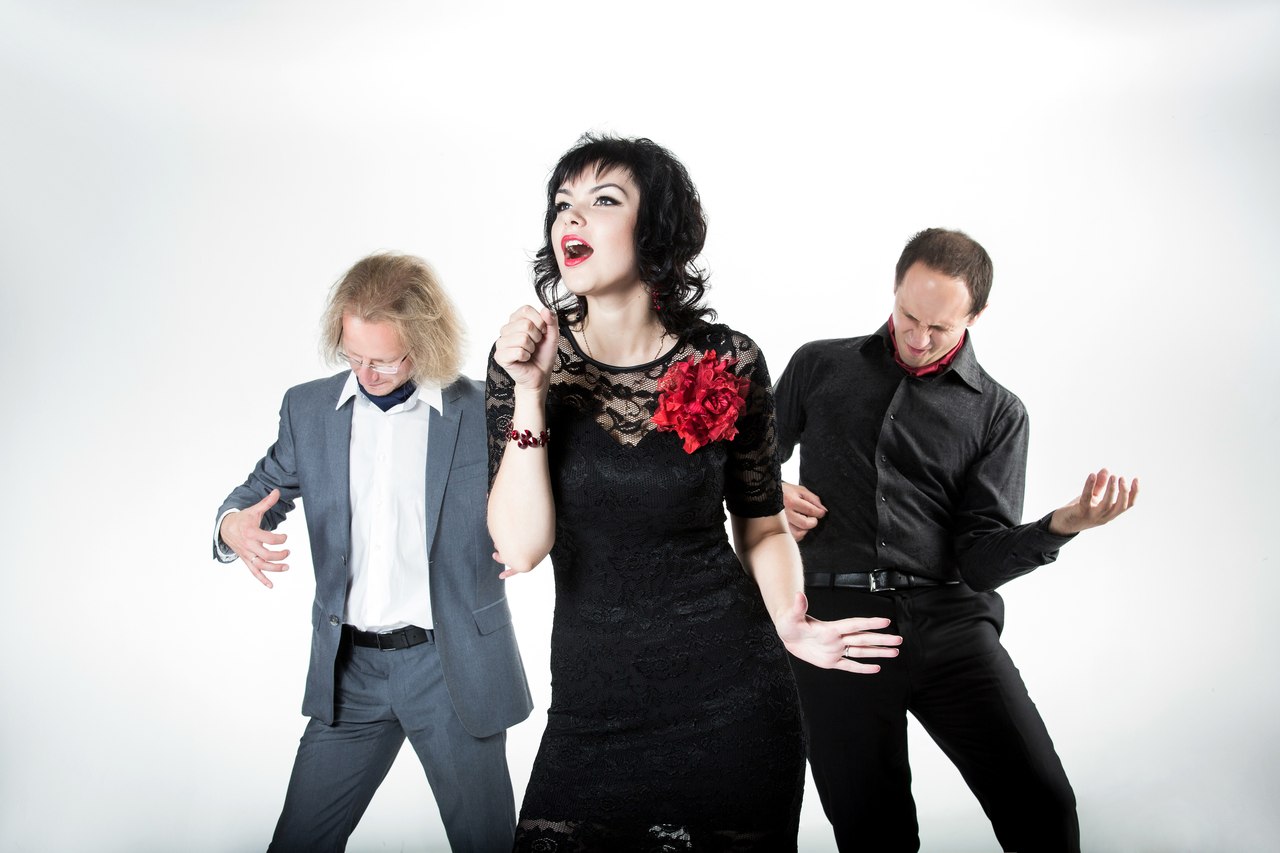 28 мая: Музыкальные вечера "У фонтана". TrioParis