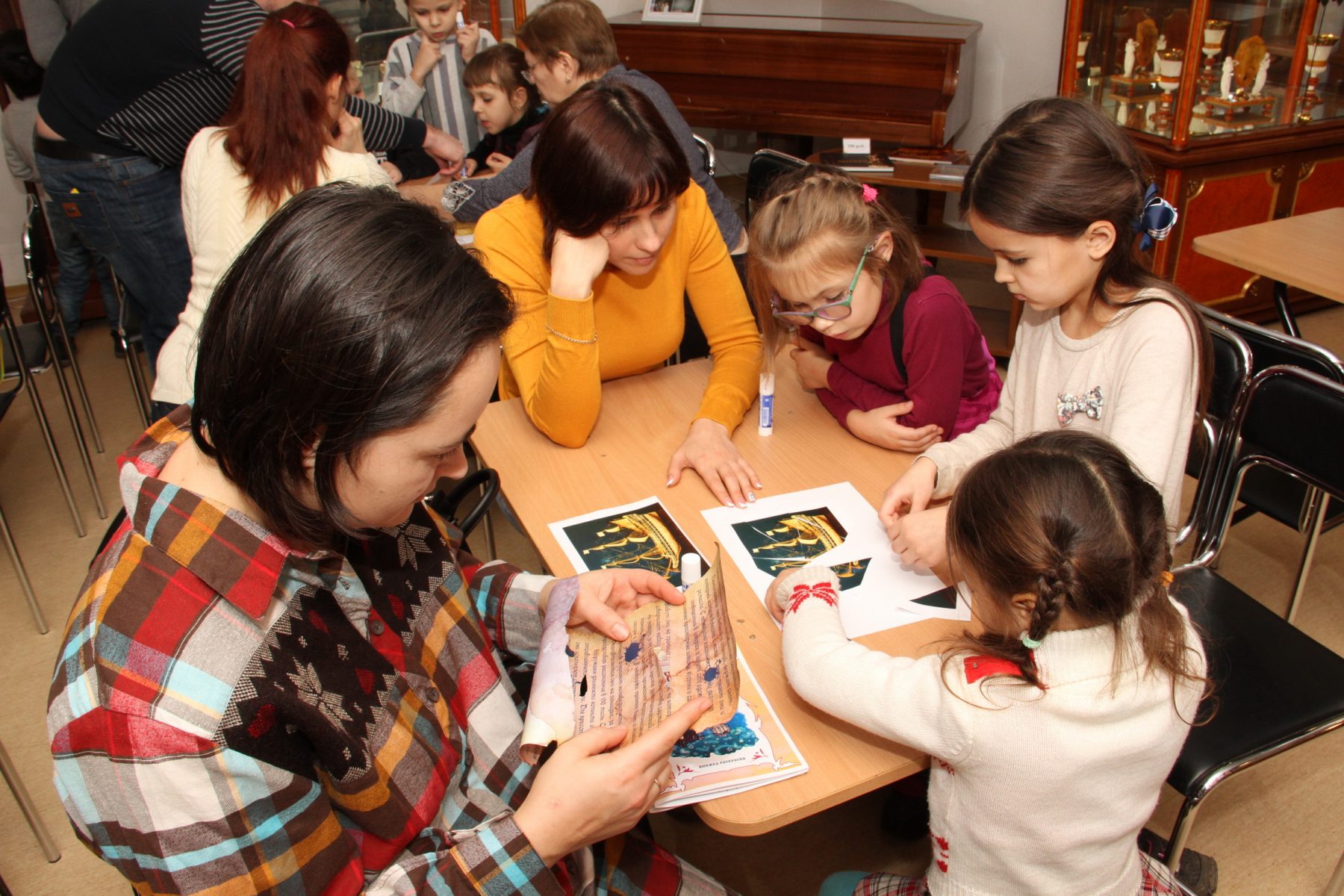 1 октября: Субботняя семейная познавательно-развлекательная программа «Осенний букет»