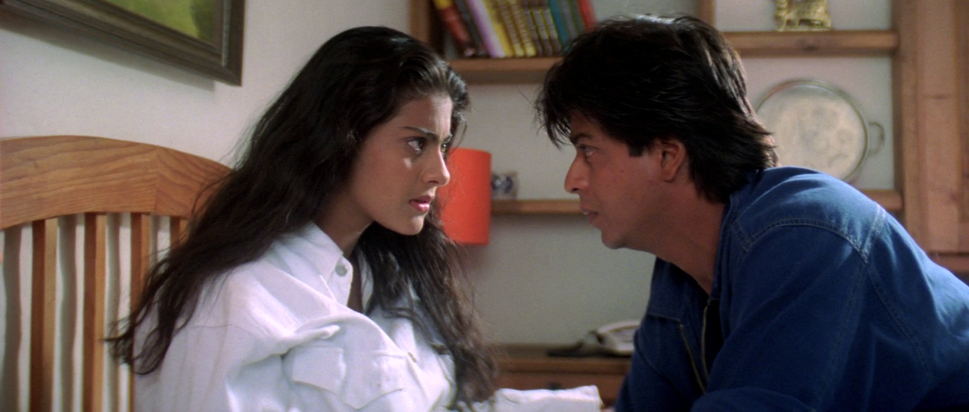 посмотрим непохищенную невесту. фильм индия непохищенная невеста. шахрукх кхан непохищенная невеста фильм 1995. непохищенная невеста фильм 1995. сбежавшая невеста индийский фильм.