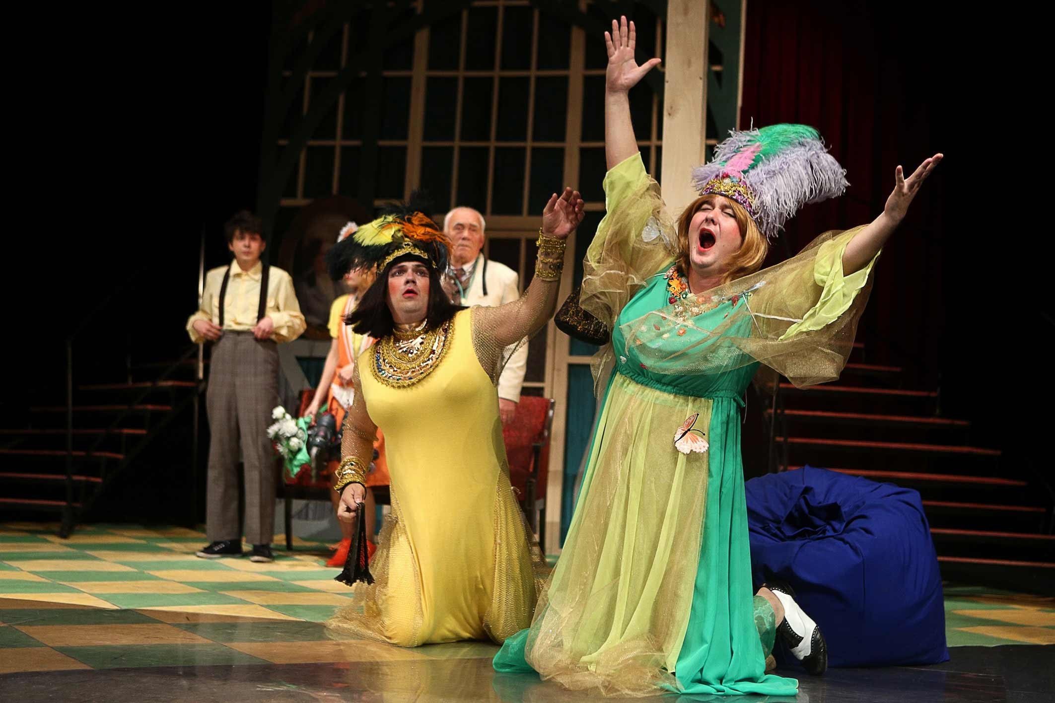 8 марта: «Примадонны»