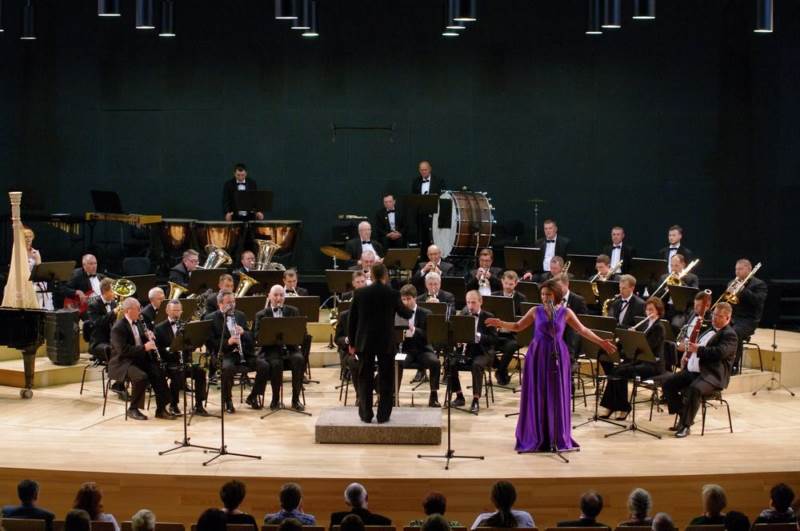 11 июля: На балу у Кальмана