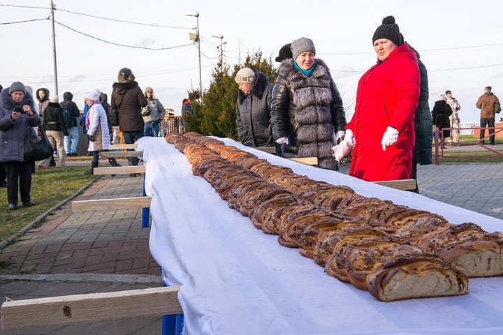 Праздник в Зеленоградске: День кранцевского пирога