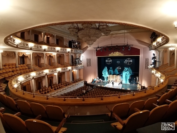 «Тайна Парижский бриллиантов»