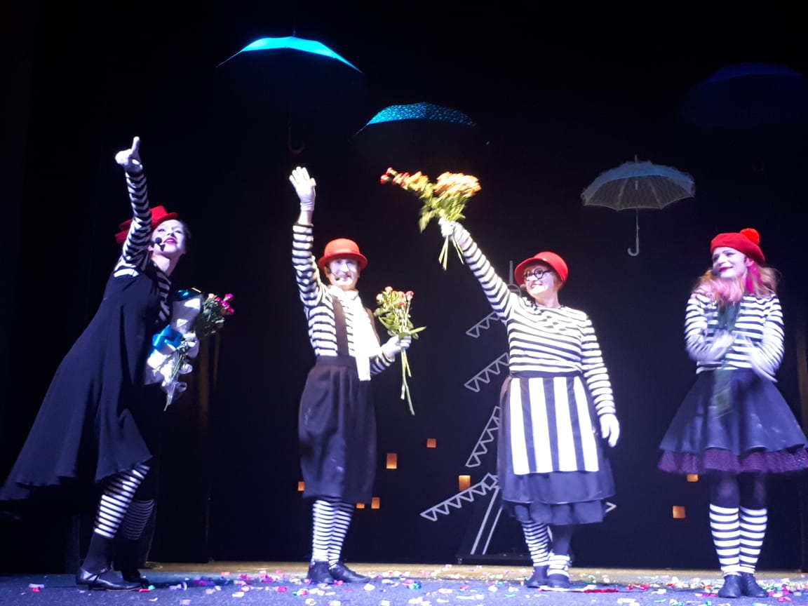 Спектакль: «Расскажи мне про Красную Шапочку»