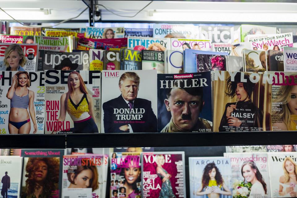 Пример позиционирования Трампа: владелец газетного киоска поставил его рядом с Гитлером 