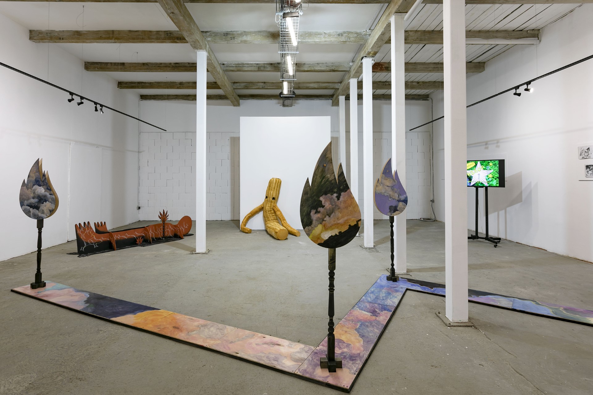 Как современные художники переосмысляют массовое увлечение эзотерикой Фото №2