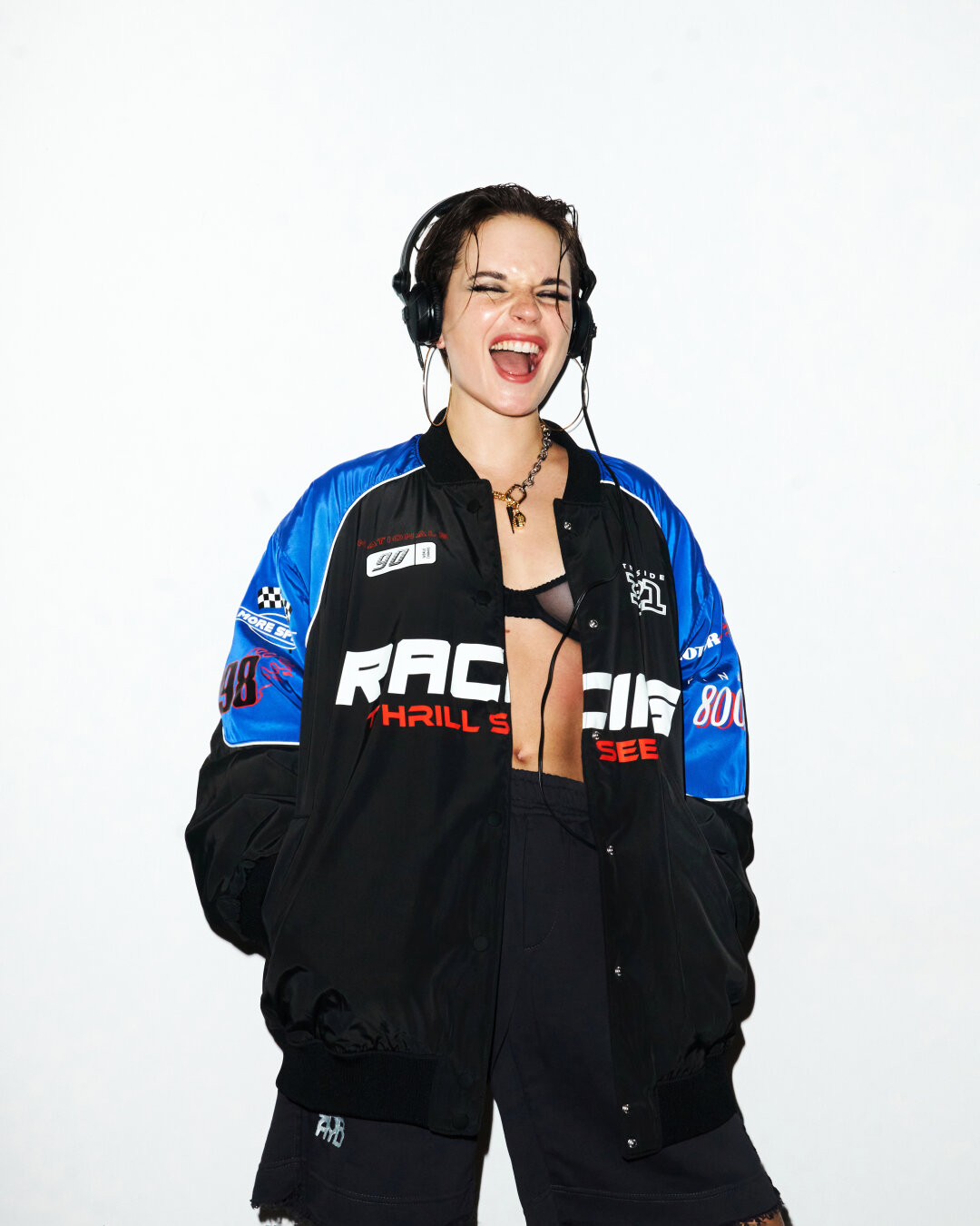 12 декабря, 22:00, от 1 500 руб.Клуб IO. Калининград, Ленинский проспект, 18 к1 