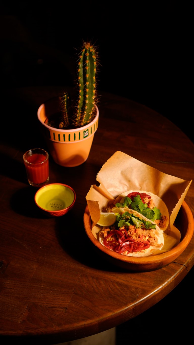 Расцвет барной культуры и ещё больше кофе с десертами 