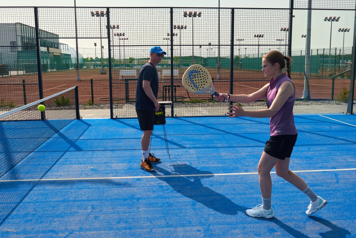 Пробуем себя в теннисе, паделе и сквоше Фото №2