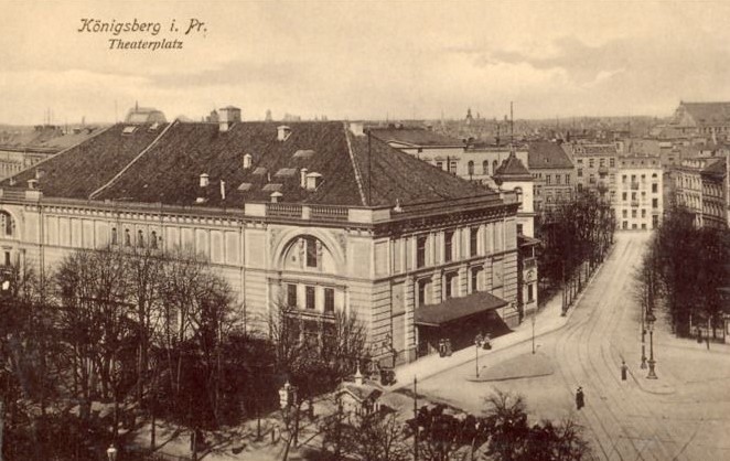 Theaterplatz (Театральная площадь) 