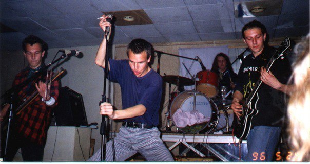 Калининградская панк-сцена 90-х: "ДЦП"Фото: 5