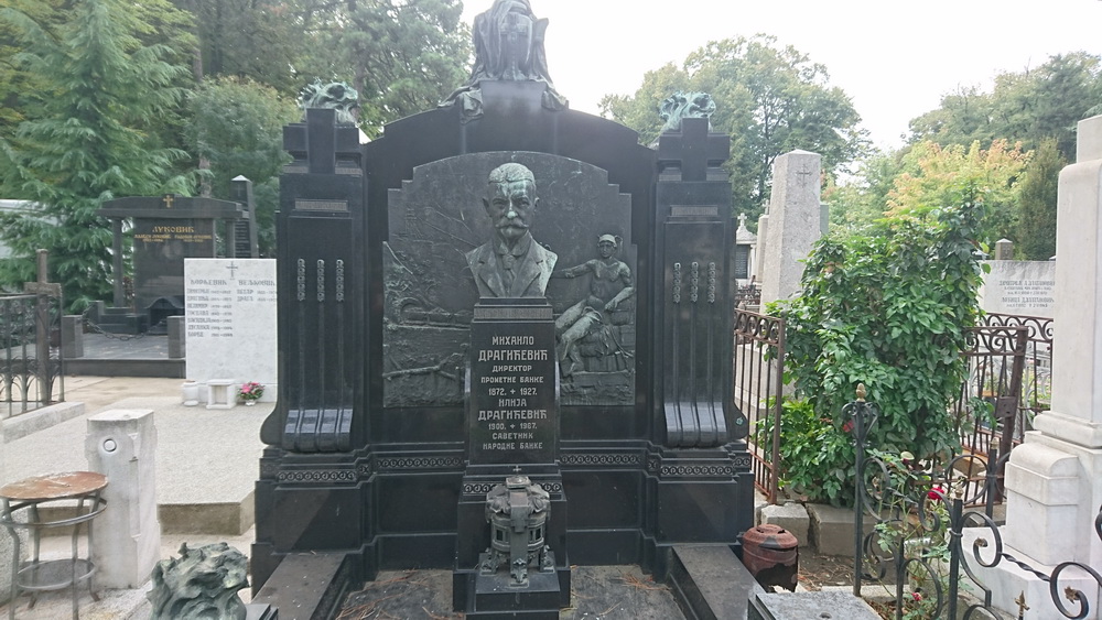 Одна из могил на Ново ГробьеФото: 1