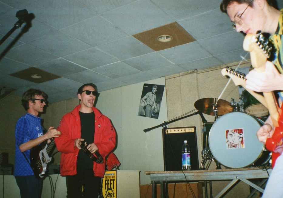 Концерт группы "Гитары и джинсы" в Доме Пионеров, 1996Фото: 11