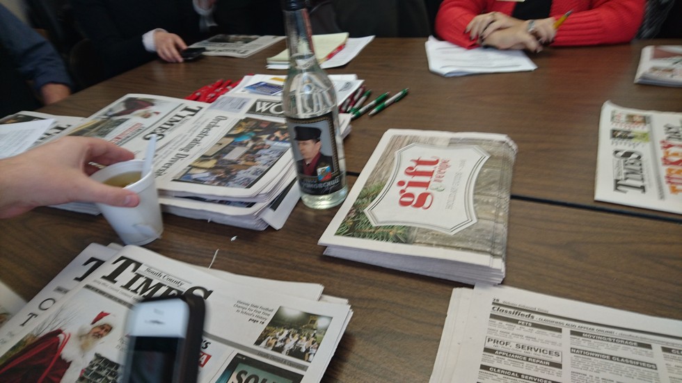 А в некоторых редакциях при встрече русских гостей на стол ставят сохраненный сквозь десятилетия раритет.Фото: 13