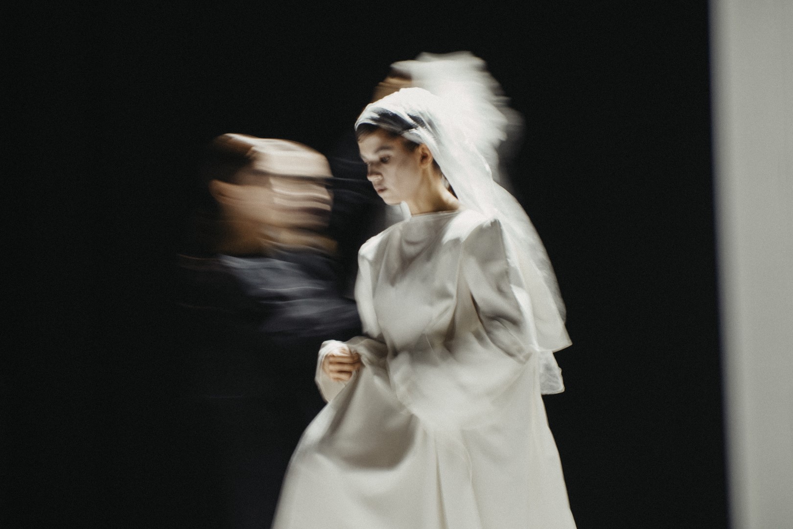 Спектакль «Дверь закрой»Фото: 1