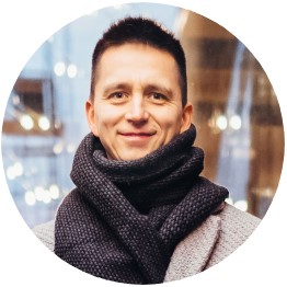 Илья Пилецкий, руководитель туристической компании «Цвет»