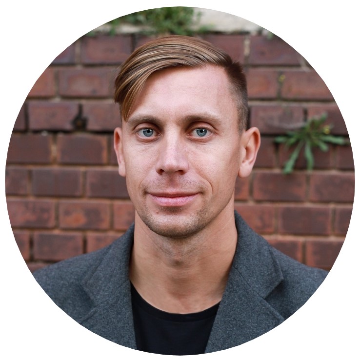 Александр Матвеев, фотограф, снимает для «Балтийского Бродвея»