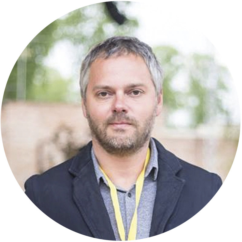 Артём Рыжков, программный директор фестиваля «Короче»16+, создатель арт-Квартиры