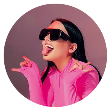 Мариана Киро, блогер @hellokiro, участница реалити-шоу на канале «Пятница»