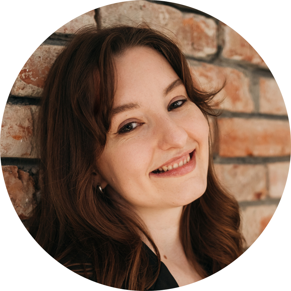 Олеся Статкевич, организатор событий студии SEREBRO