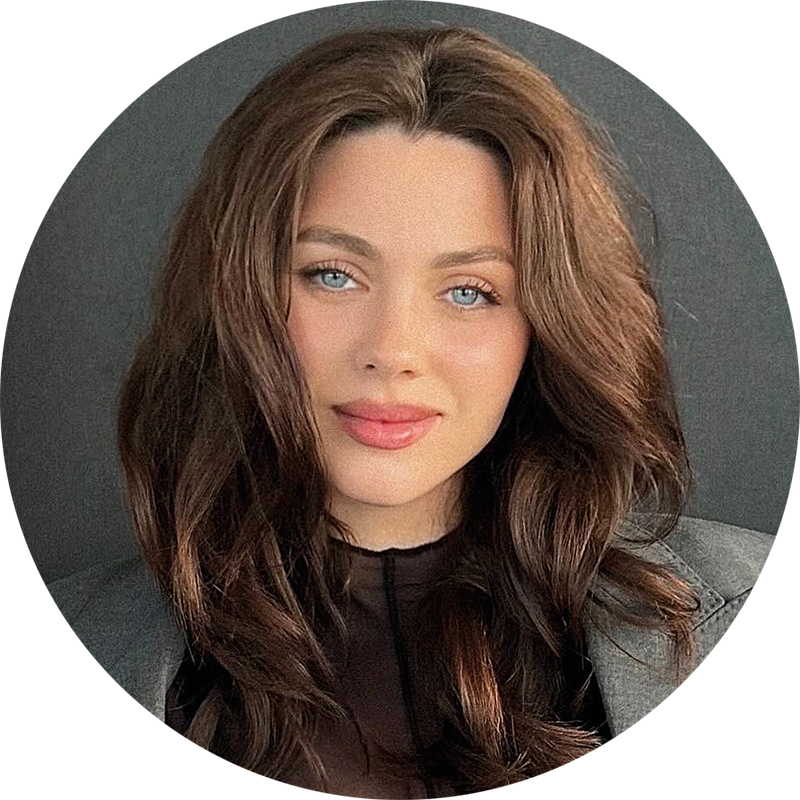 Александра Мельникова, дизайнер журналов «Балтийский Бродвей» и «Королевские ворота»