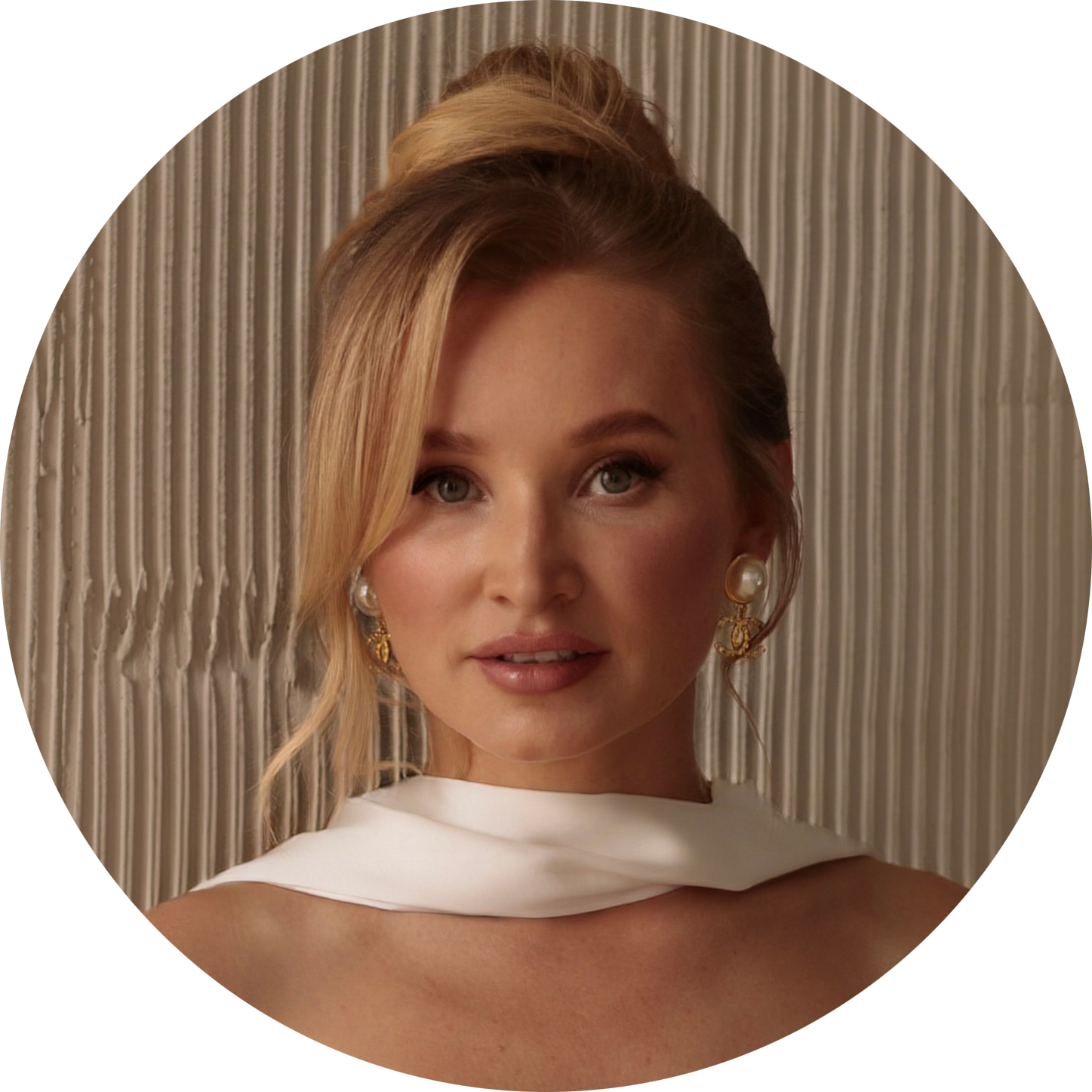 Надежда Русецкая, стилист, основатель проката вечерних платьев Dress Up