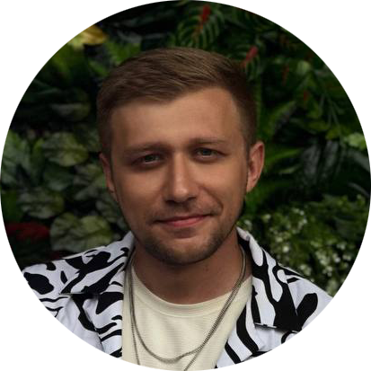 Максим Александров, лучший ивент-диджей по версии премии Royal Birds 2024, резидент клуба FIJI, преподаватель по диджеингу