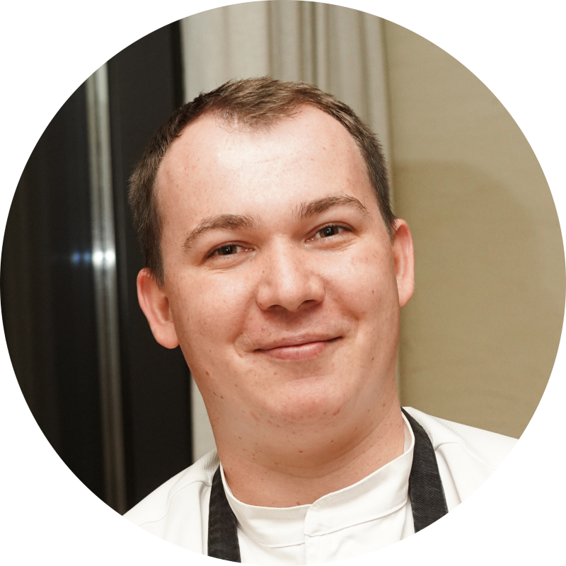 Олег Разуваев, шеф-повар гастробистро «УGODНИКИ»