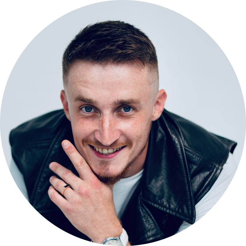 Дмитрий Маценко, фронтмен кавер-группы «ДискоДяди»