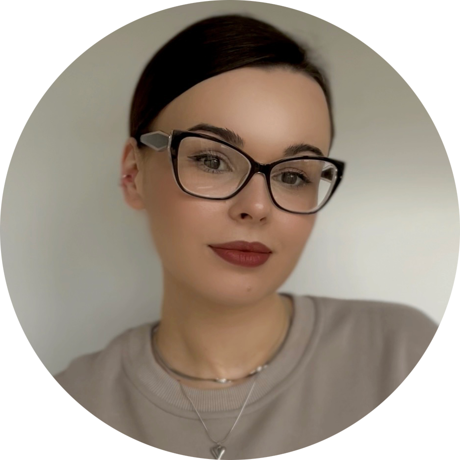 Мария Платонова @agrutattoo, тату-мастер и кавер-вокалистка