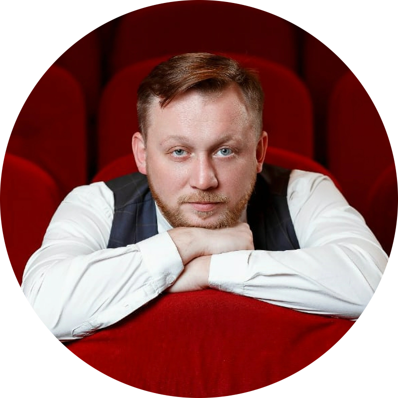 Максим Кузнецов, артист Калининградской областной филармонии, автор и ведущий проекта по театральному чтению «ВЫРАЖЕНИЕ»