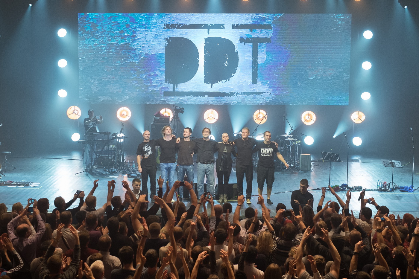 Как группа «ДДТ» сыграла ошеломительный трехчасовой концерт в «Янтарь холле»