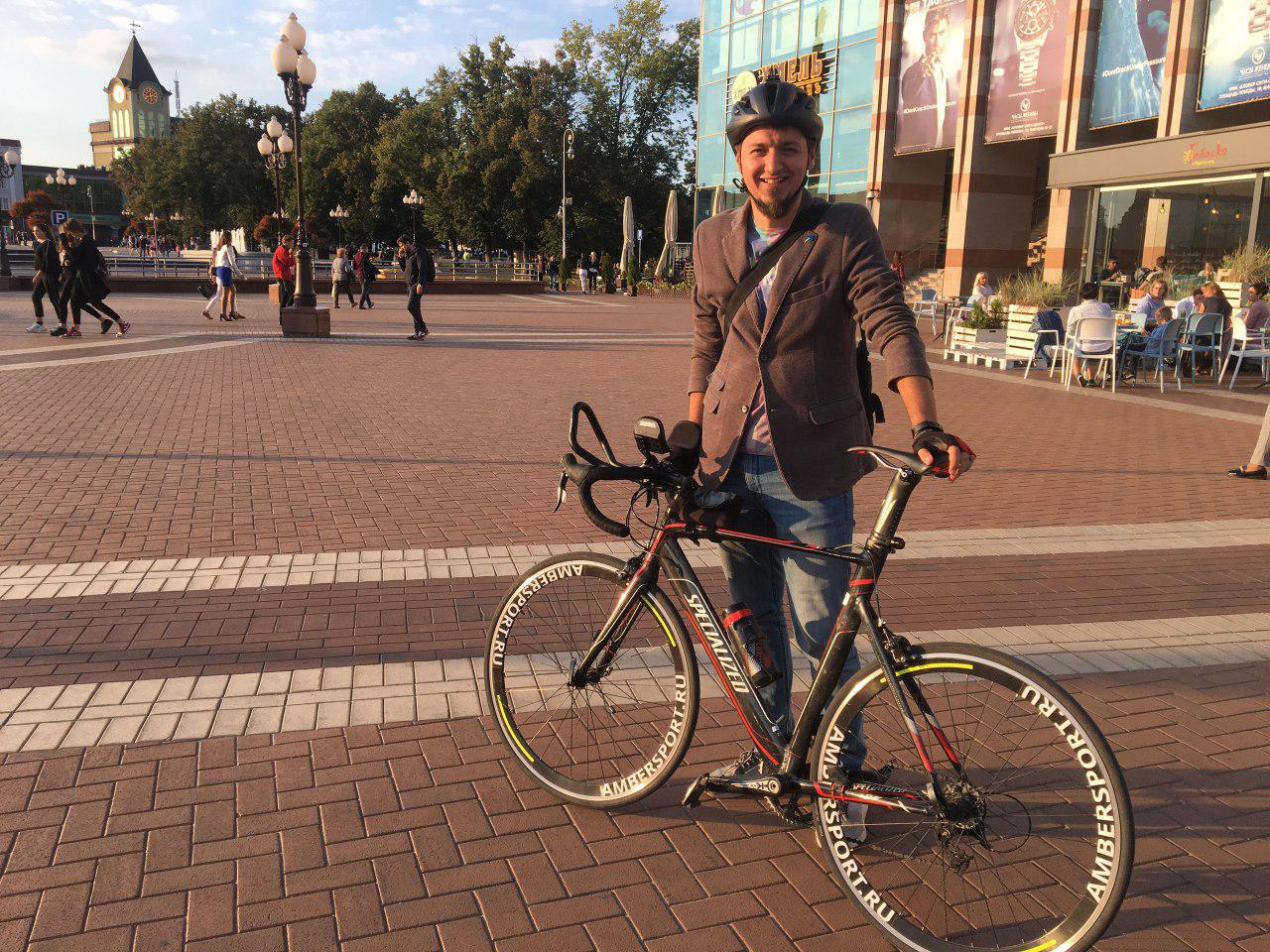 Как Илья Абросимов улучшает велоинфраструктуру в Калининграде